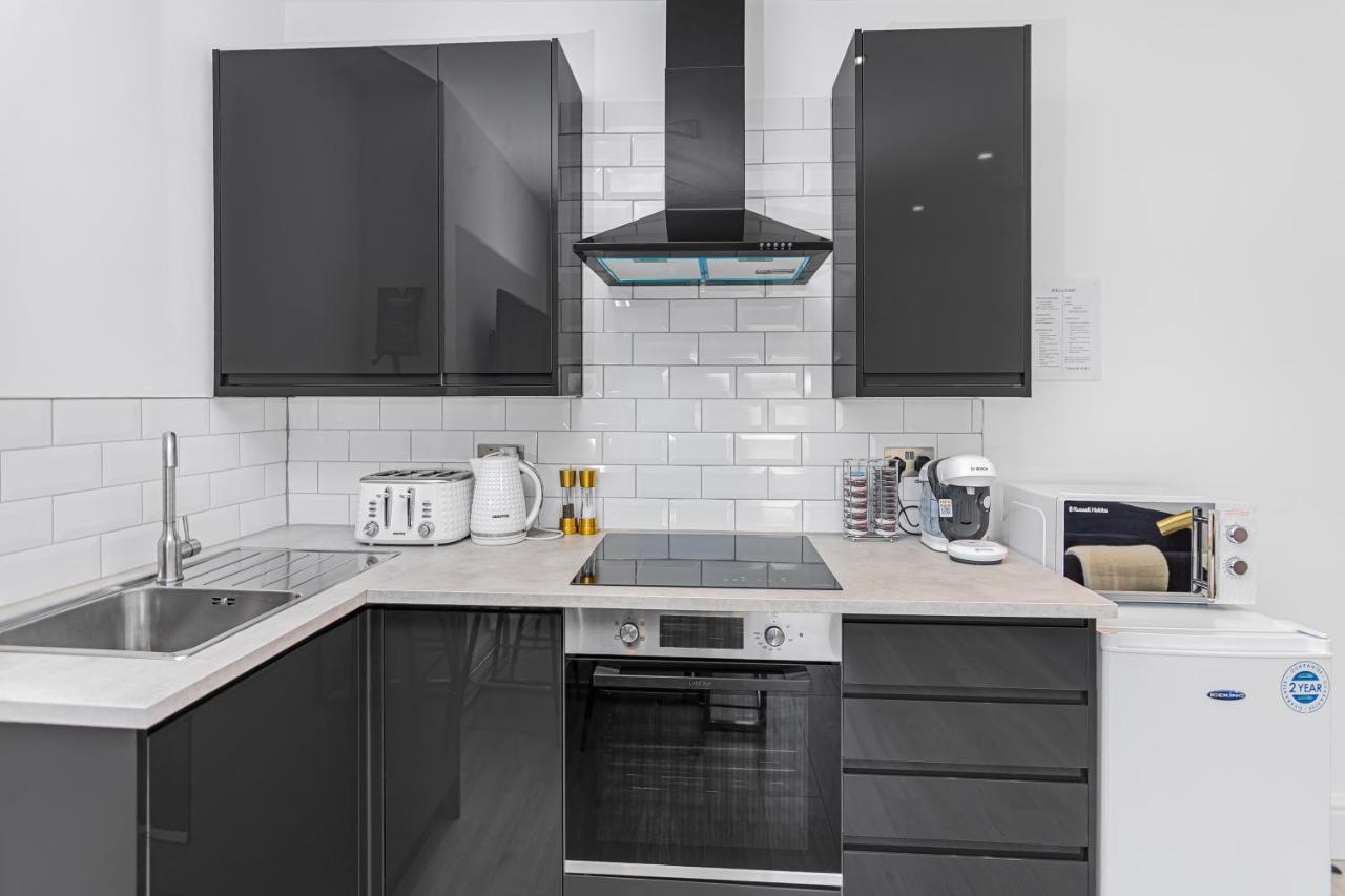 Modern 3 And 2 Bedroom Apartment In Maida Vale London Eksteriør billede