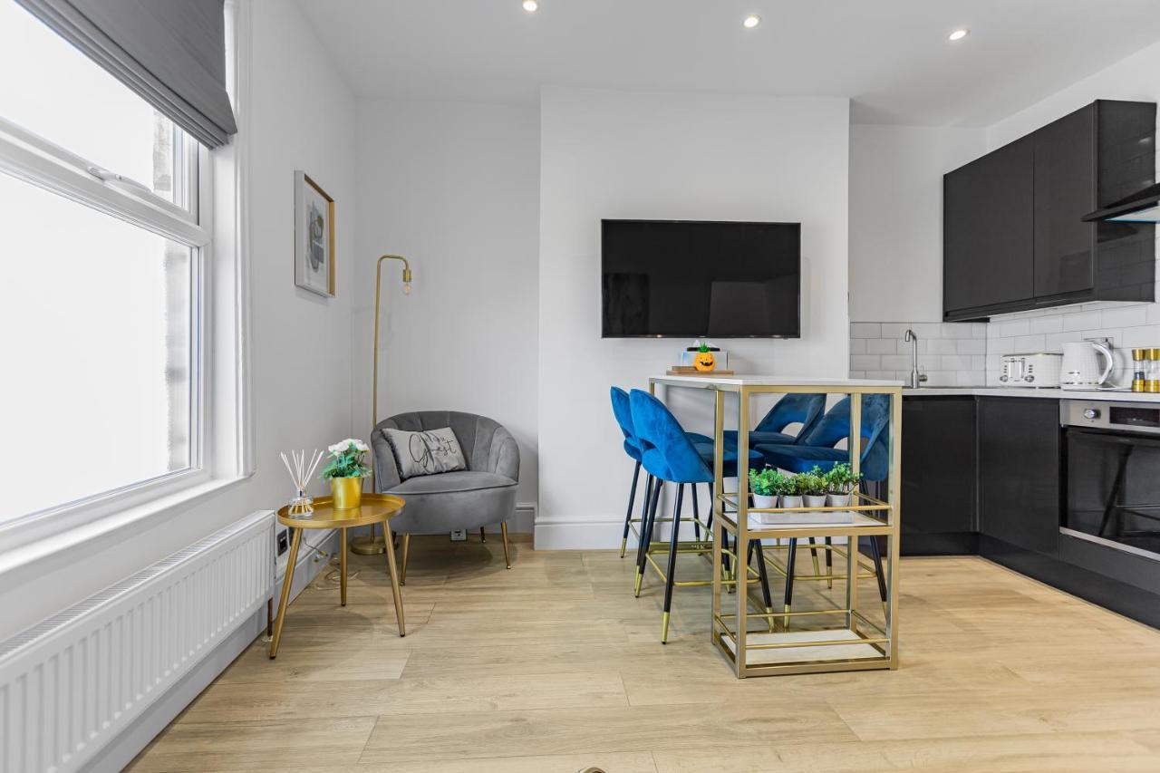 Modern 3 And 2 Bedroom Apartment In Maida Vale London Eksteriør billede