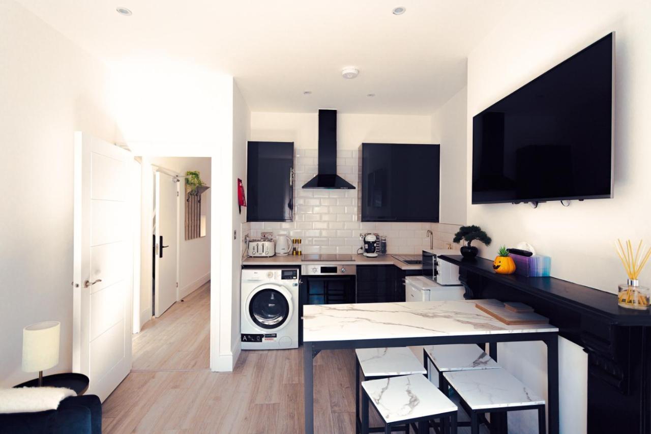 Modern 3 And 2 Bedroom Apartment In Maida Vale London Eksteriør billede