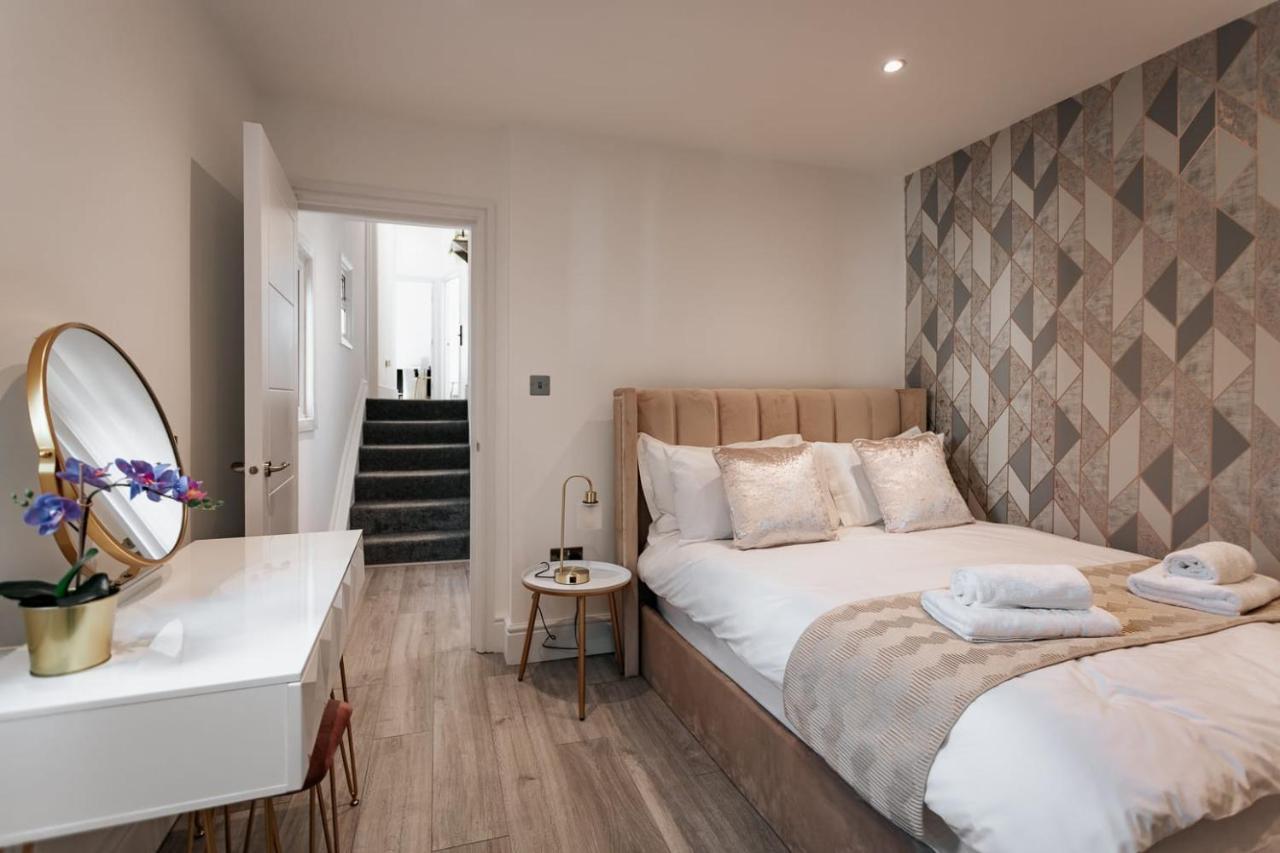 Modern 3 And 2 Bedroom Apartment In Maida Vale London Eksteriør billede