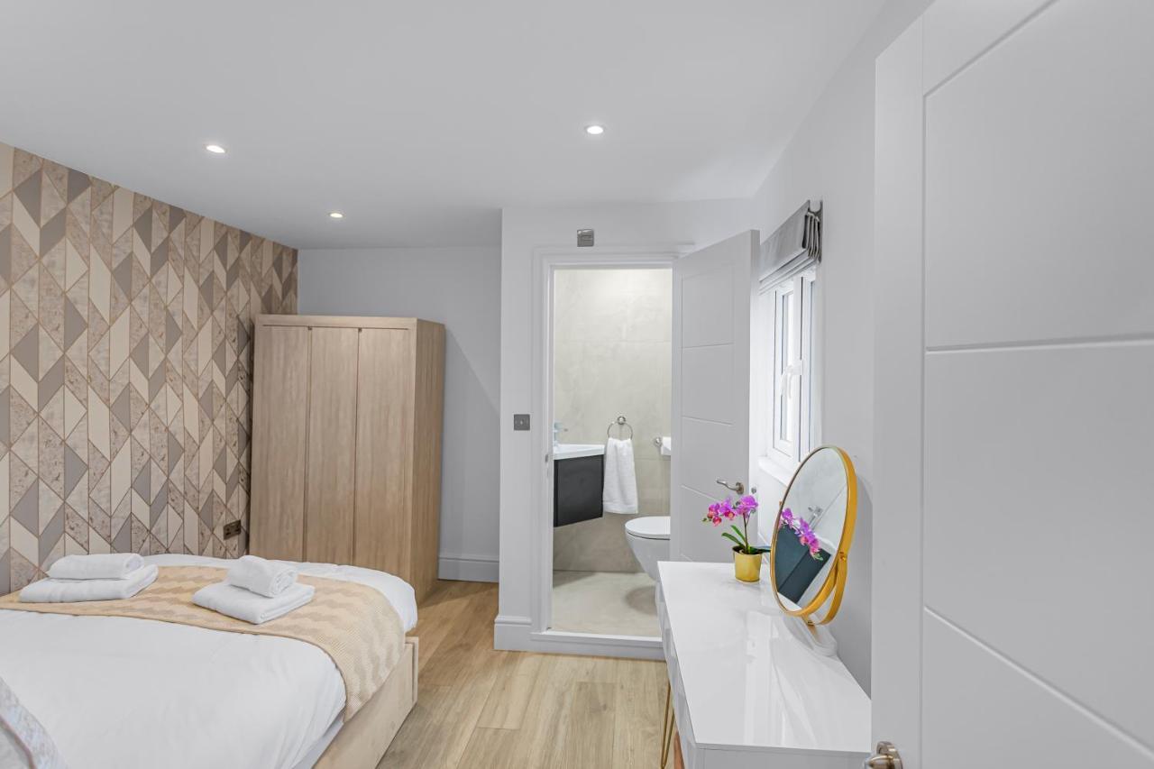 Modern 3 And 2 Bedroom Apartment In Maida Vale London Eksteriør billede