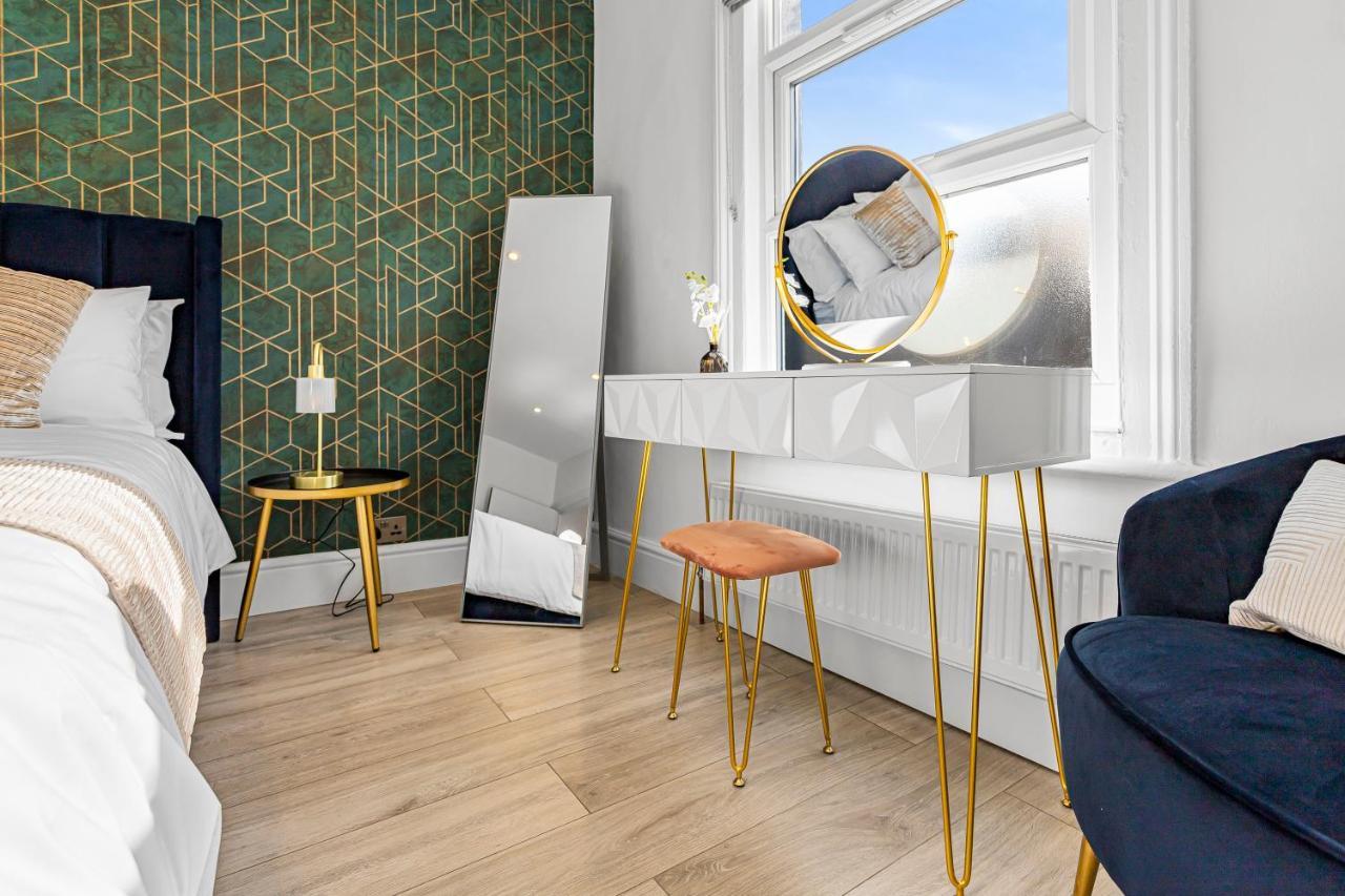 Modern 3 And 2 Bedroom Apartment In Maida Vale London Eksteriør billede